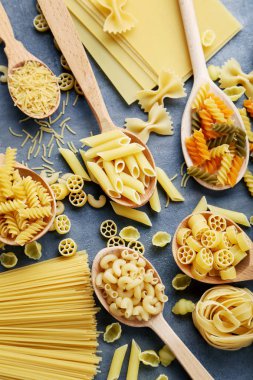 Tahta kaşık makarna