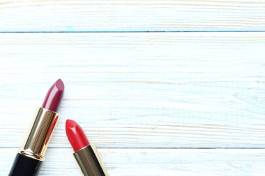 Renkli açılan Rujlar