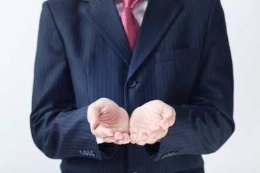 işadamı ile el el hareketi 