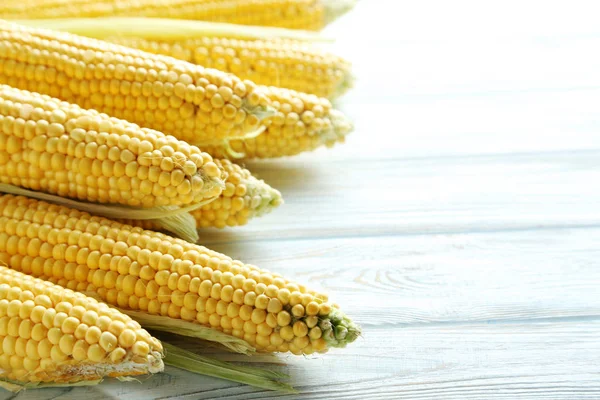 Mazorcas de maíz dulce —  Fotos de Stock