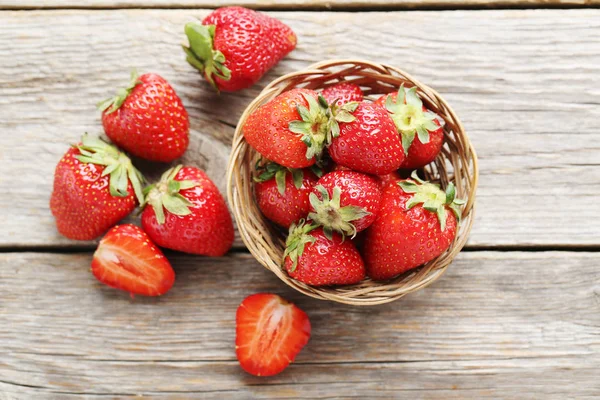 Fresas frescas y sabrosas — Foto de Stock