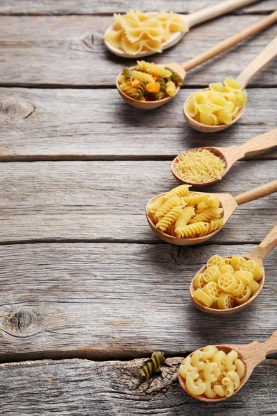 Diferentes tipos de pasta — Foto de Stock