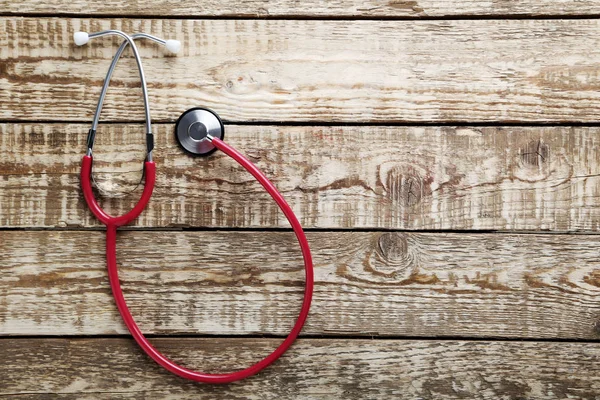 Kırmızı sağlık stetoskop — Stok fotoğraf