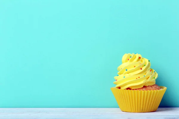 Välsmakande söt cupcake — Stockfoto