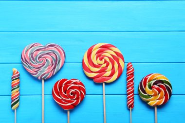 Tatlı renkli lolipop