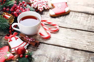 Çay ile Noel tatlılar