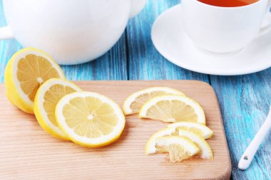 limon dilimleri kesme tahtası