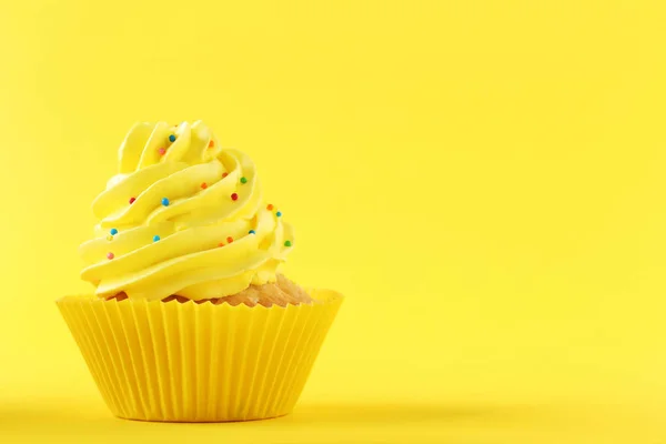 Välsmakande krämig cupcake — Stockfoto
