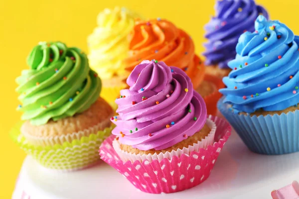 Ízletes színes cupcakes — Stock Fotó