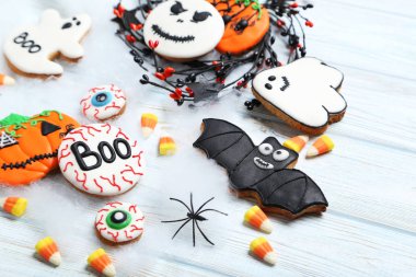 Taze Cadılar Bayramı gingerbread çerezleri