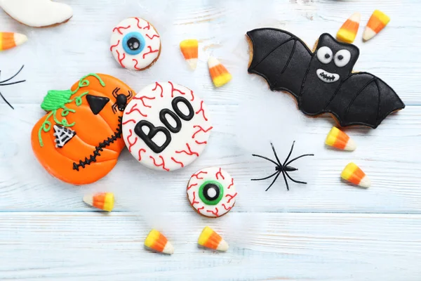 Taze Cadılar Bayramı gingerbread çerezleri