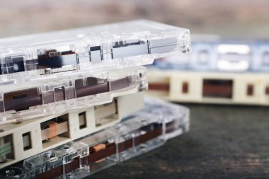 Kasetlerden ahşap tablo