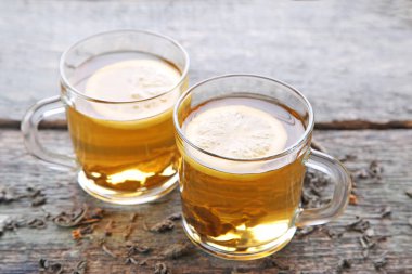 Limon ile çay bardak