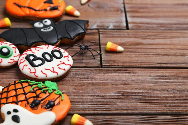 Taze Cadılar Bayramı gingerbread çerezleri 