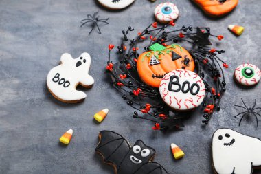 Taze Cadılar Bayramı gingerbread çerezleri 