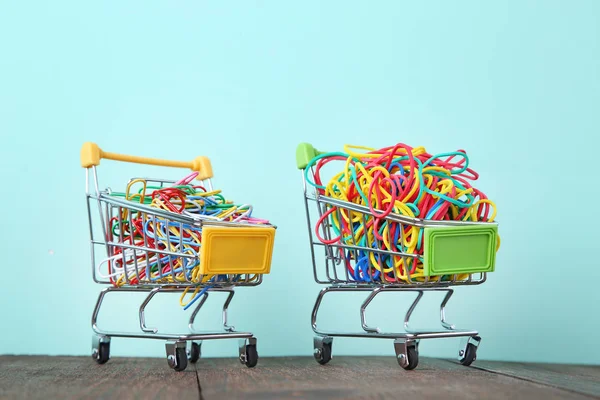 Shopping carts with school supplies — Stock Photo, Image