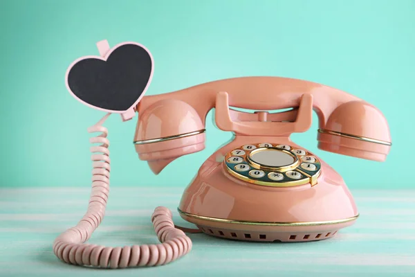 Roze retro telefoon — Zdjęcie stockowe