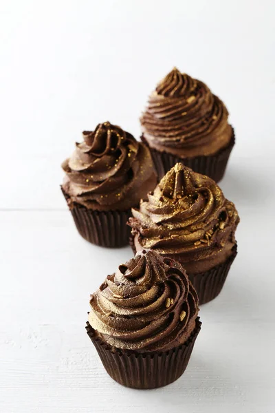 Cupcakes met chocolade crème — Stockfoto