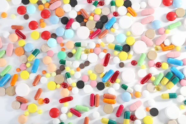 Купка медичних таблеток — стокове фото