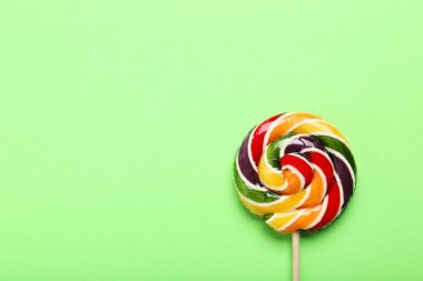 Yeşil tatlı lolipop 