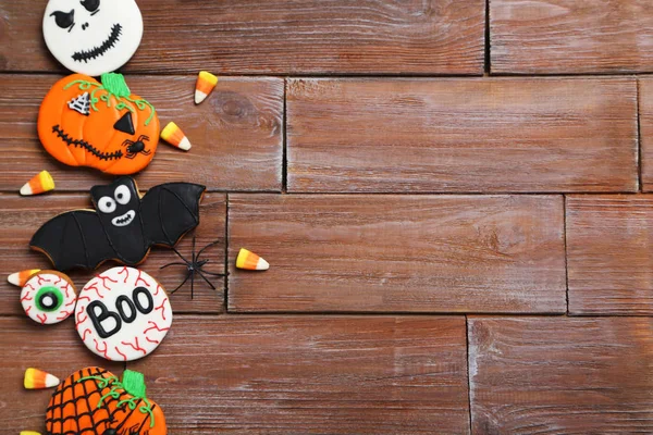 Свежие имбирные печенья на Хэллоуин — стоковое фото