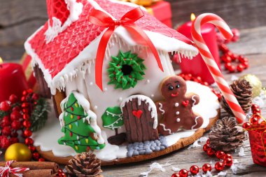 Yılbaşı kurabiye evi