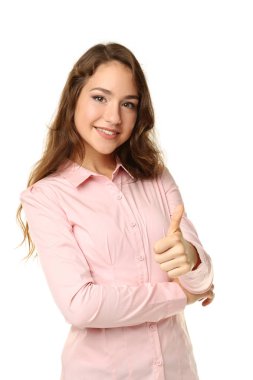 Beyaz arka planda genç bir kadının portresi