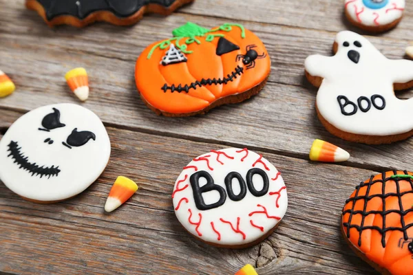 Taze Cadılar Bayramı gingerbread çerezleri