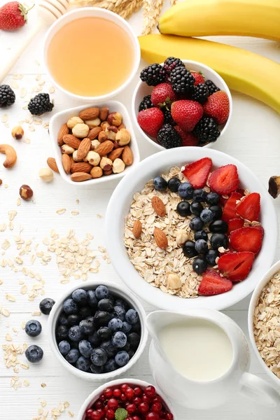 çilek ile yulaf gevreği 