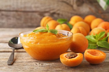 Kayısı reçeli cam kase 