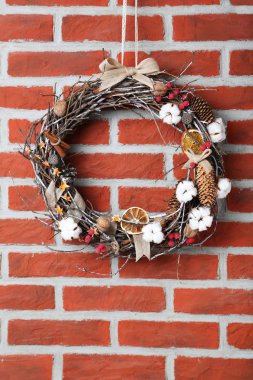 süslenmiş Noel çelenk