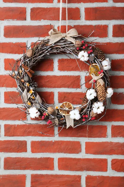 süslenmiş Noel çelenk