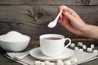 El tutma Seramik kaşık