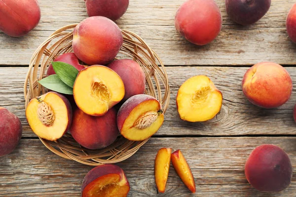 Nectarines mûres et sucrées — Photo