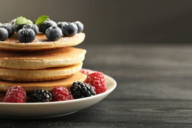 Çilek ile lezzetli gözleme  