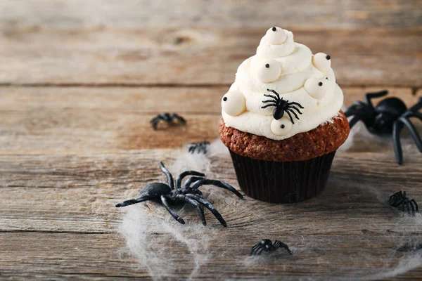 Halloween çörek Örümcekler ile