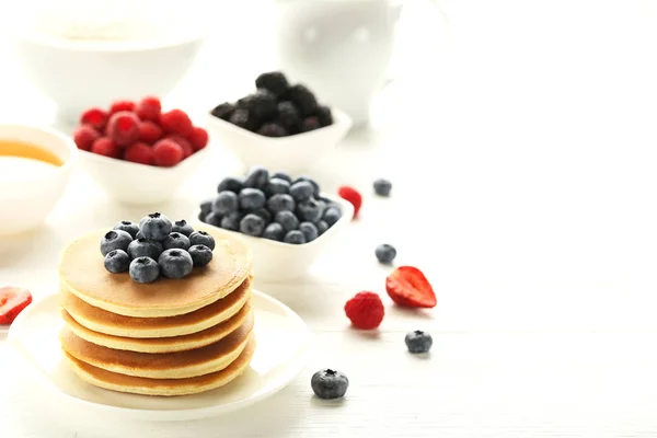 Tasty pancakes with blueberries — Stock Photo, Image