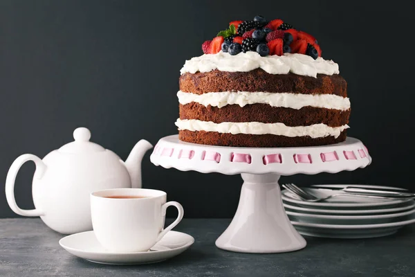 Lezzetli çikolatalı bisküvi kek 