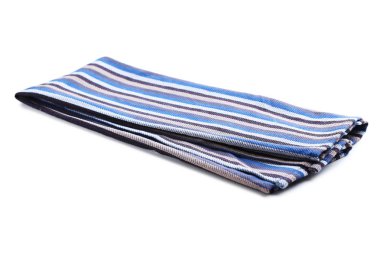 Beyaz arka plan üzerinde katlanmış peçete