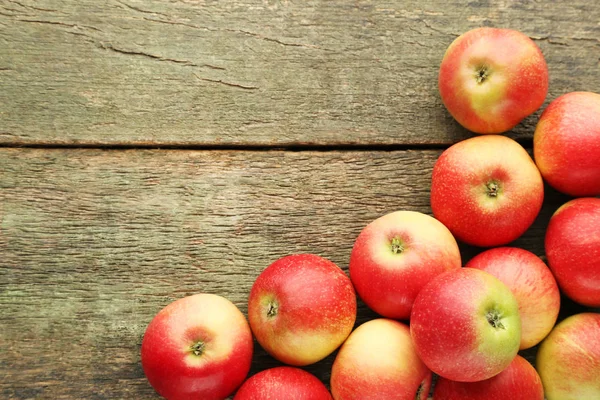 Olgun ve tatlı elma  