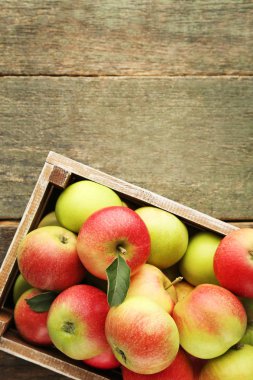 Olgun ve tatlı elma 