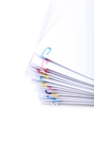 Stapel papier met paperclips — Stockfoto