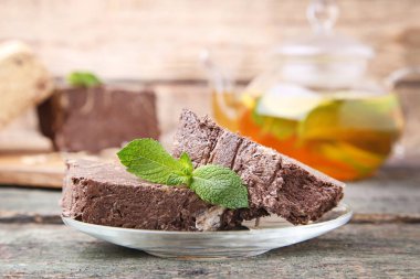 Lezzetli helva kakaolu  