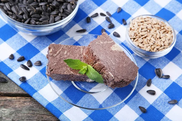 Gustosi pezzi di halva — Foto Stock