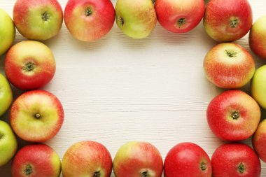 Olgun ve tatlı elma 