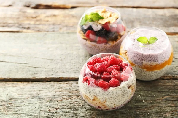 Chia pudingi çilek ile 