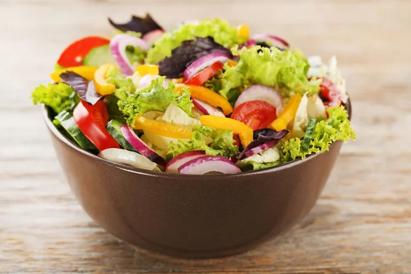 Salade de légumes frais — Photo