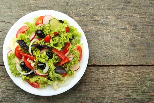 Plantaardige verse salade — Stockfoto