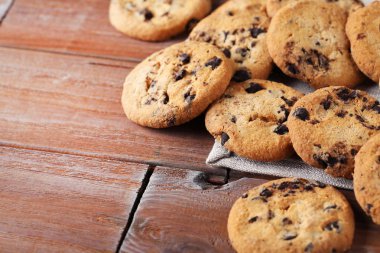 Çikolata parçacıklı kurabiye. 