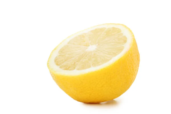 Половина лимона ізольована — стокове фото